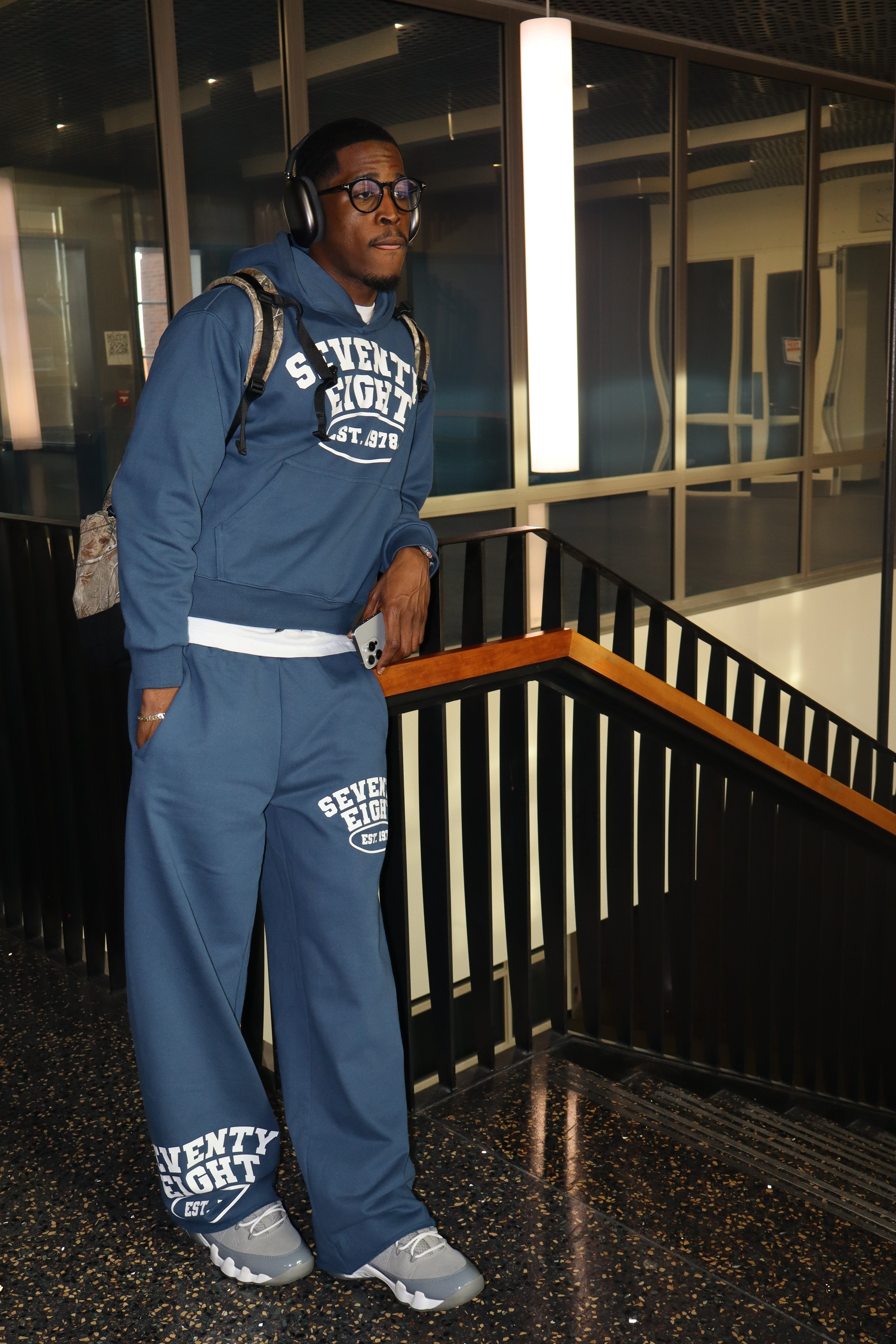 ESSENTIAL SWEATPANTS